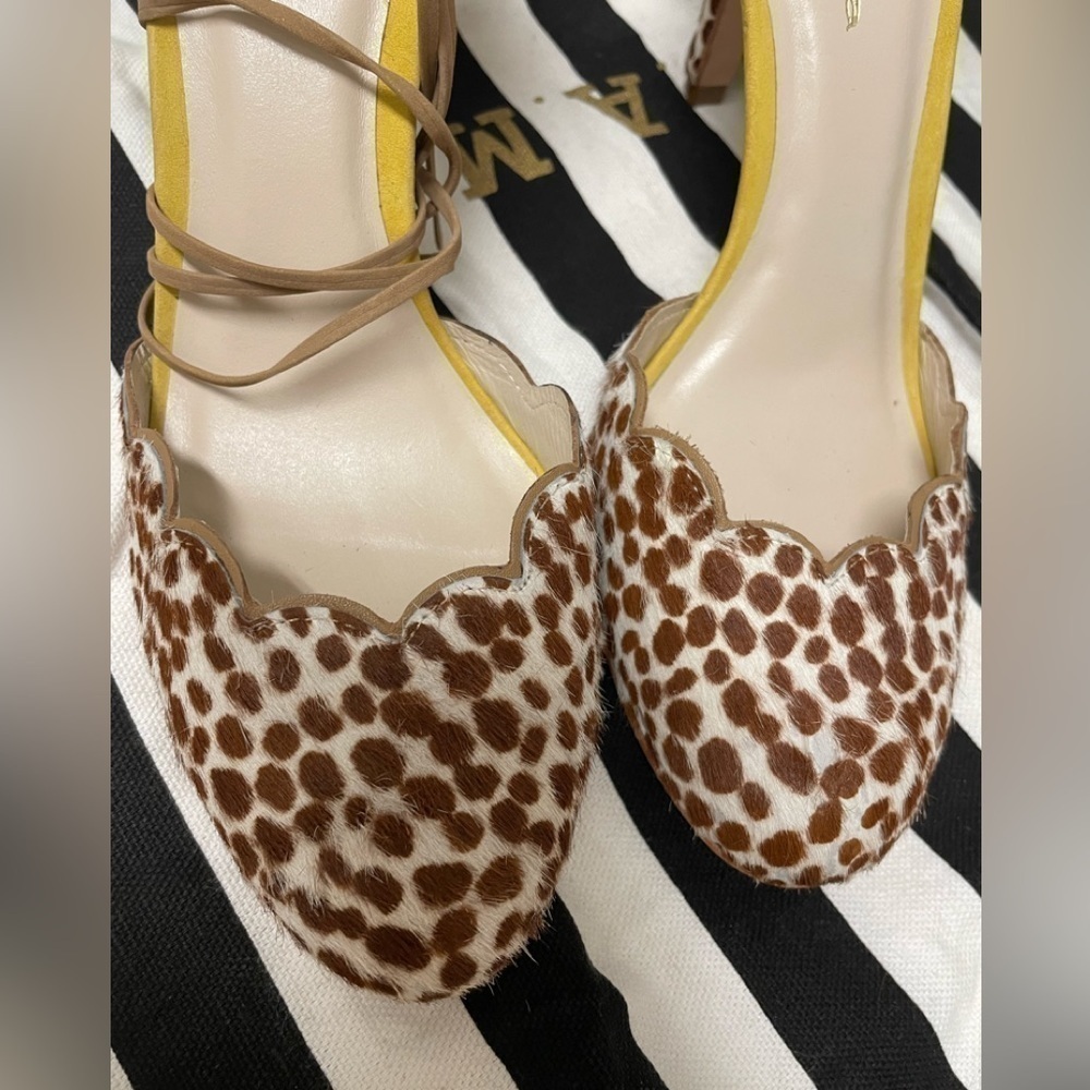 New - Anthropologie heels scallops details - Picture 2 of 7